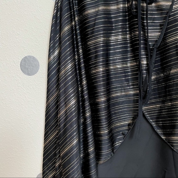 Metallic Striped Wrap Skirt - Picture 4 of 5